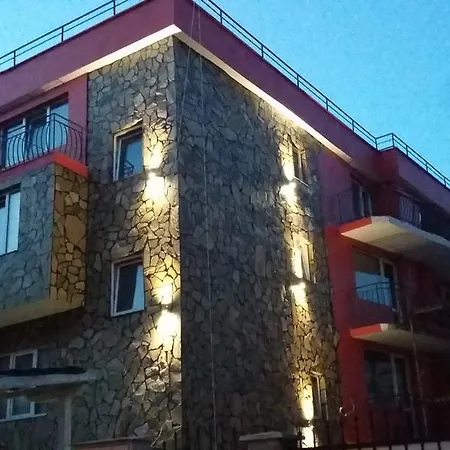 Pensiune The House Ravda